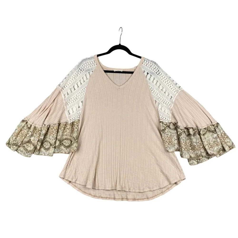 Hummingbird Lace Snakeskin Ruffle Bell Sleeve Top Womens‎ Medium Tan Ribbed Knit